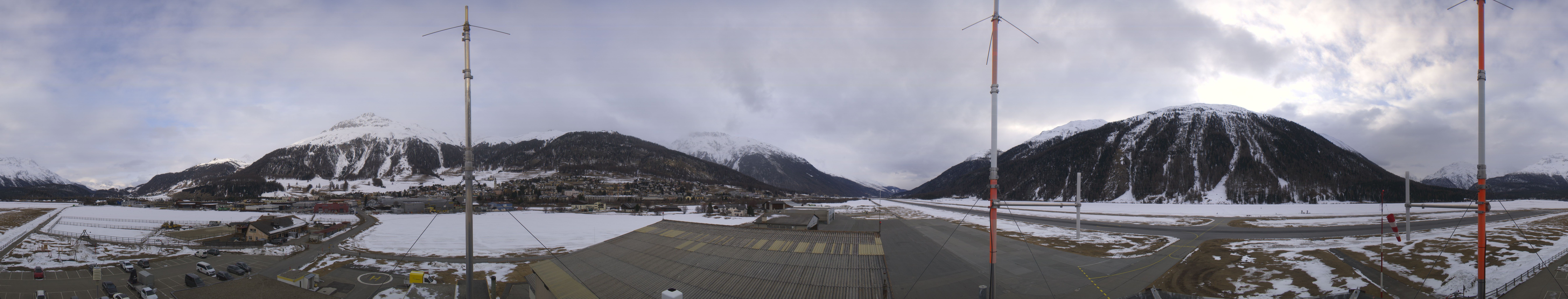 Archiv Foto Webcam Samedan I Flugplatz Richtung West
