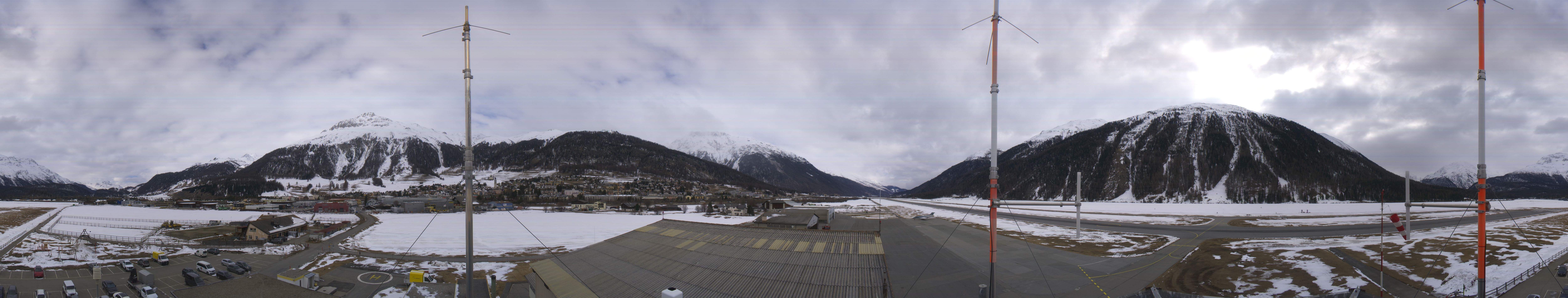 Archiv Foto Webcam Samedan I Flugplatz Richtung West