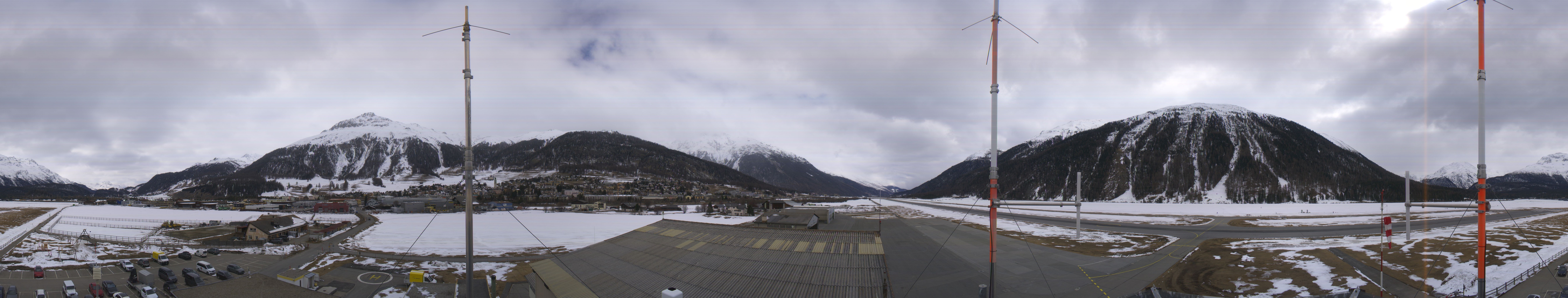 Archiv Foto Webcam Samedan I Flugplatz Richtung West