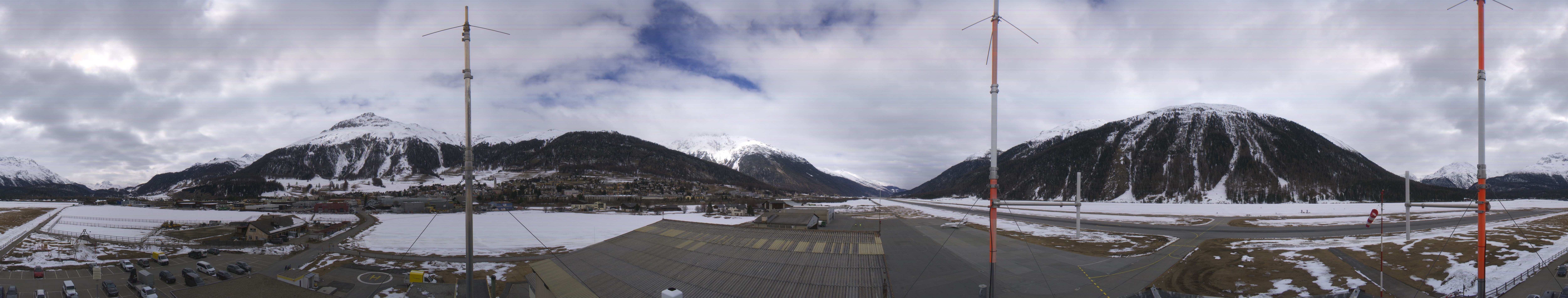 Archiv Foto Webcam Samedan I Flugplatz Richtung West
