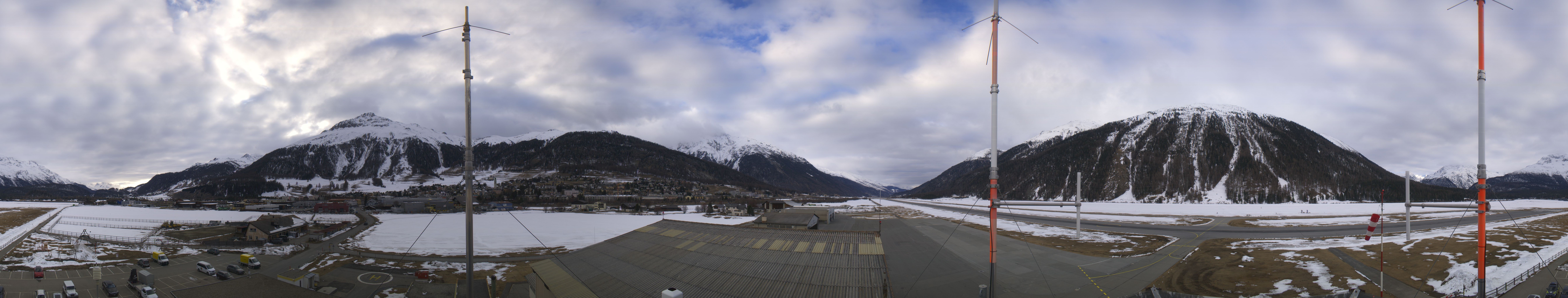 Archiv Foto Webcam Samedan I Flugplatz Richtung West