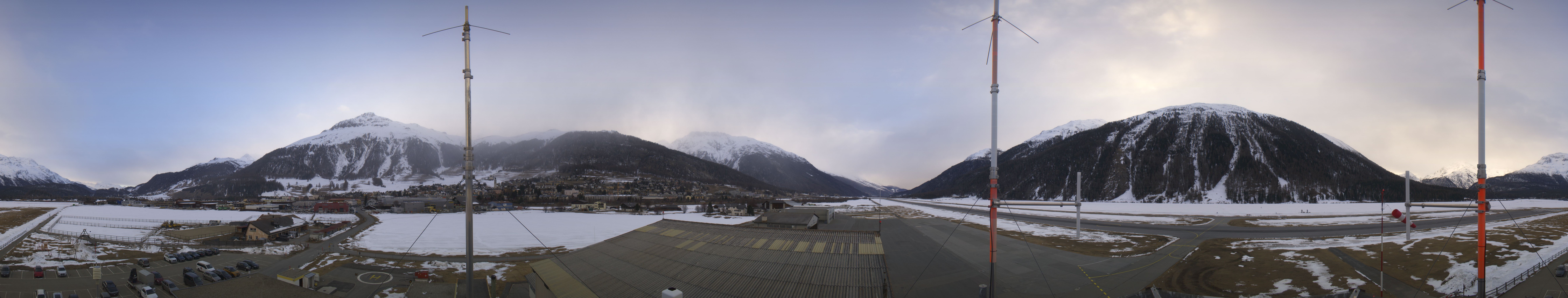 Archiv Foto Webcam Samedan I Flugplatz Richtung West