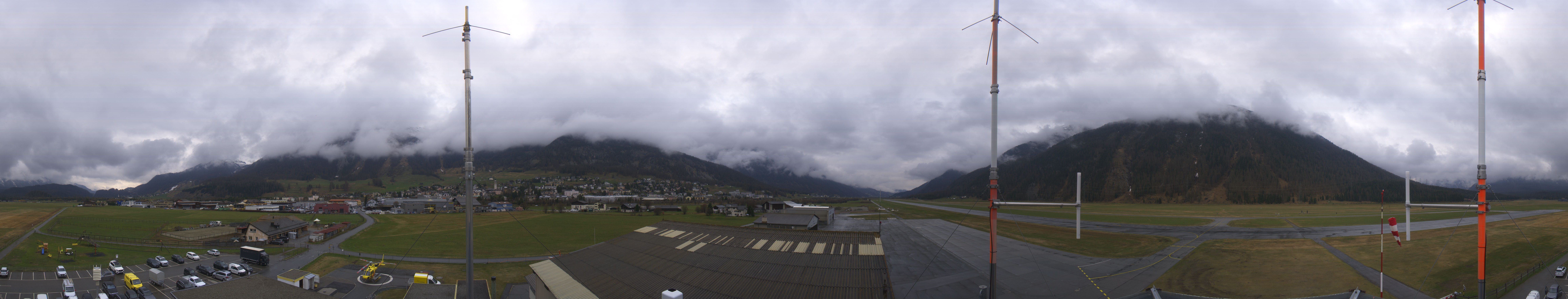 Archiv Foto Webcam Samedan I Flugplatz Richtung West