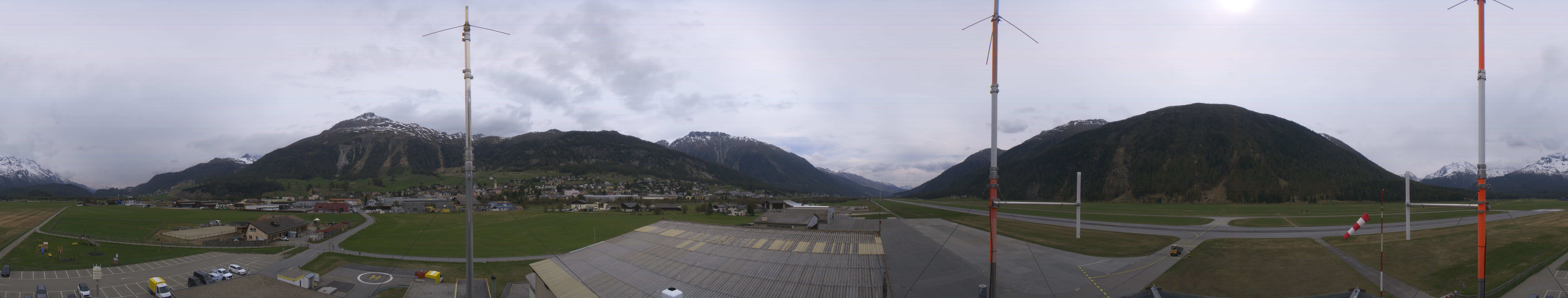 Archiv Foto Webcam Samedan I Flugplatz Richtung West
