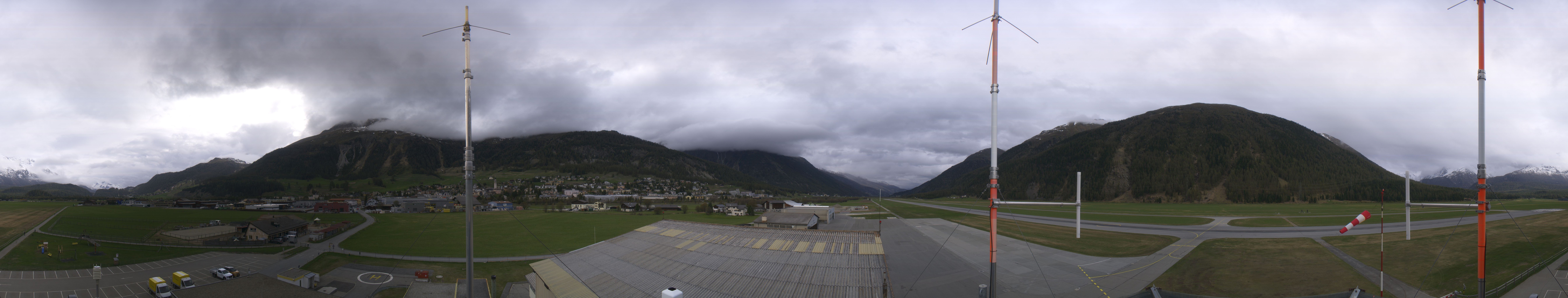 Archiv Foto Webcam Samedan I Flugplatz Richtung West