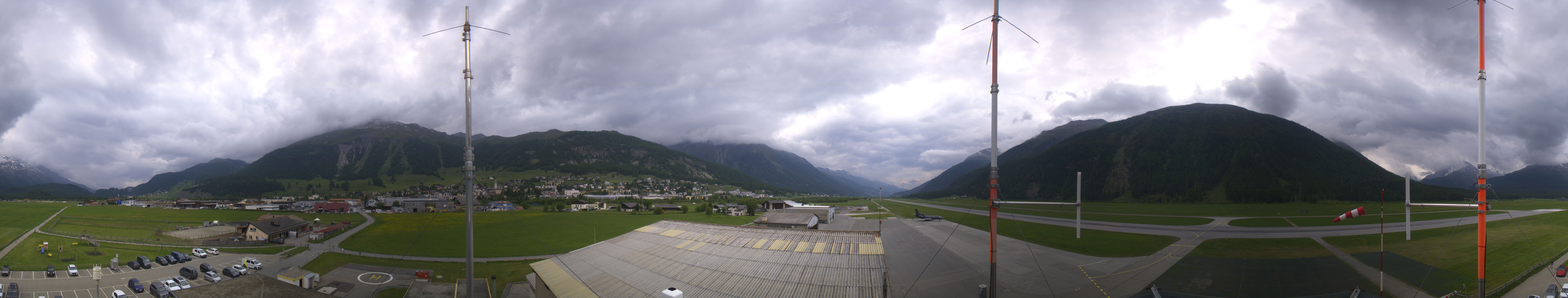 Archiv Foto Webcam Samedan I Flugplatz Richtung West