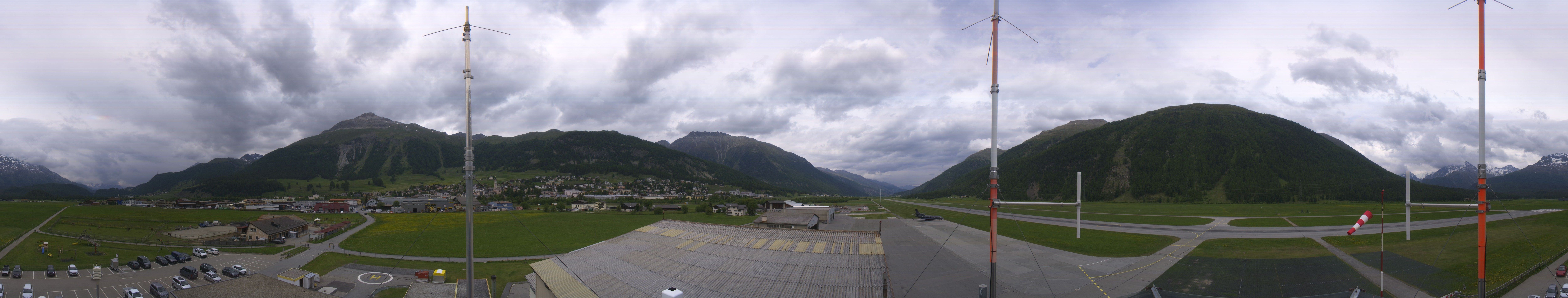 Archiv Foto Webcam Samedan I Flugplatz Richtung West