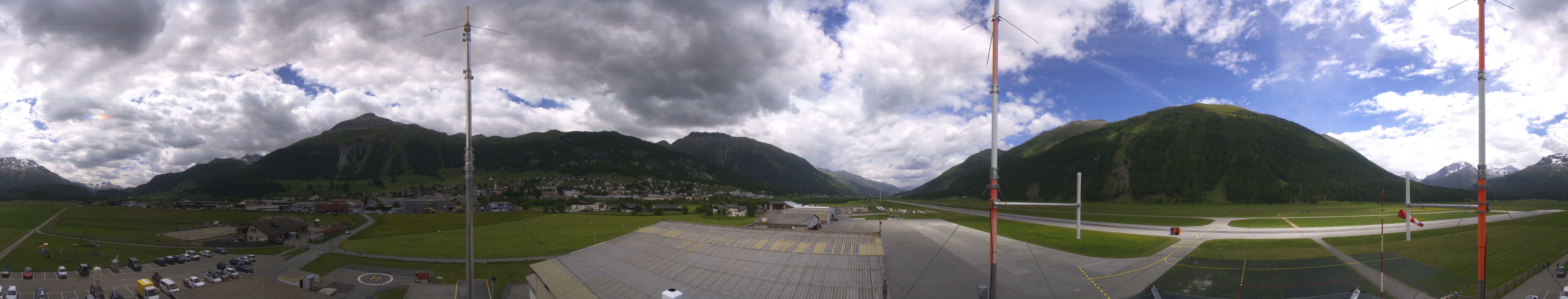 Archiv Foto Webcam Samedan I Flugplatz Richtung West