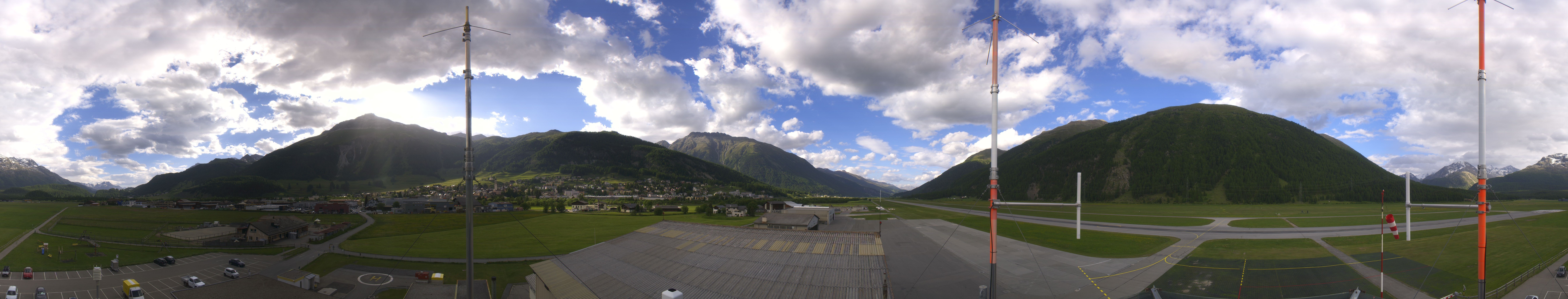 Archiv Foto Webcam Samedan I Flugplatz Richtung West