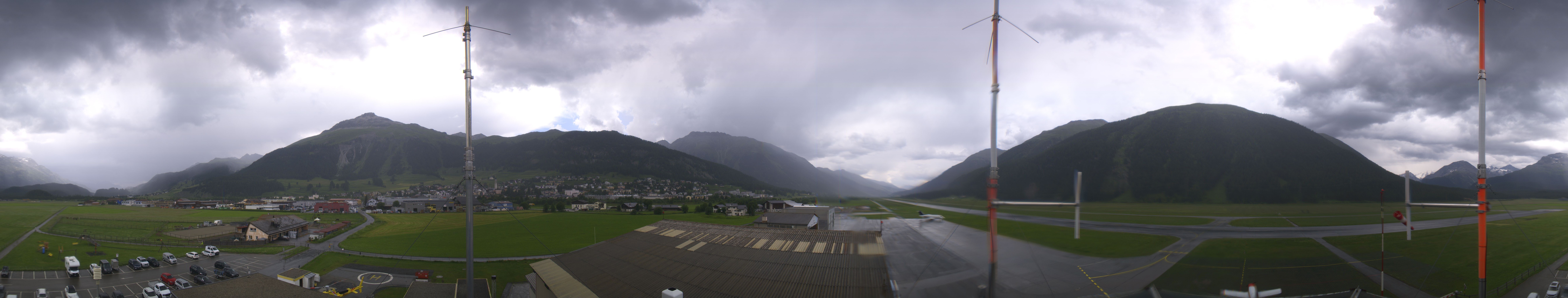 Archiv Foto Webcam Samedan I Flugplatz Richtung West