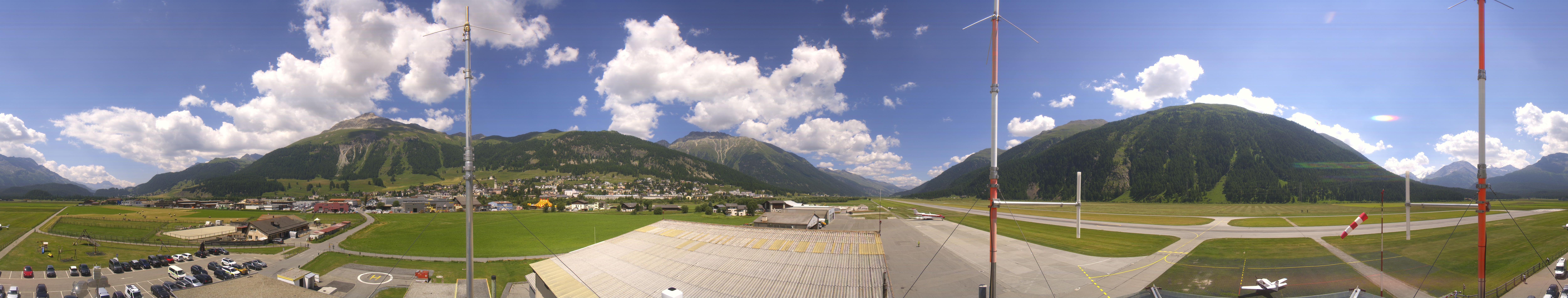 Archiv Foto Webcam Samedan I Flugplatz Richtung West