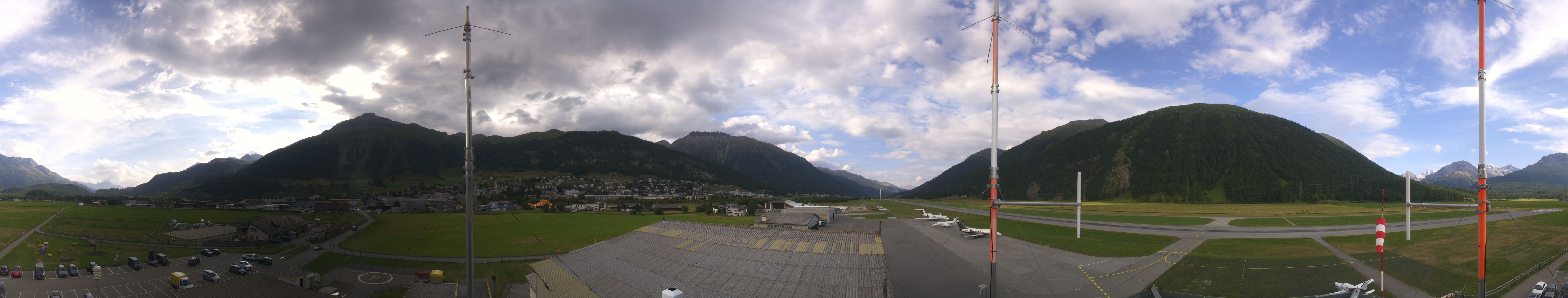Archiv Foto Webcam Samedan I Flugplatz Richtung West