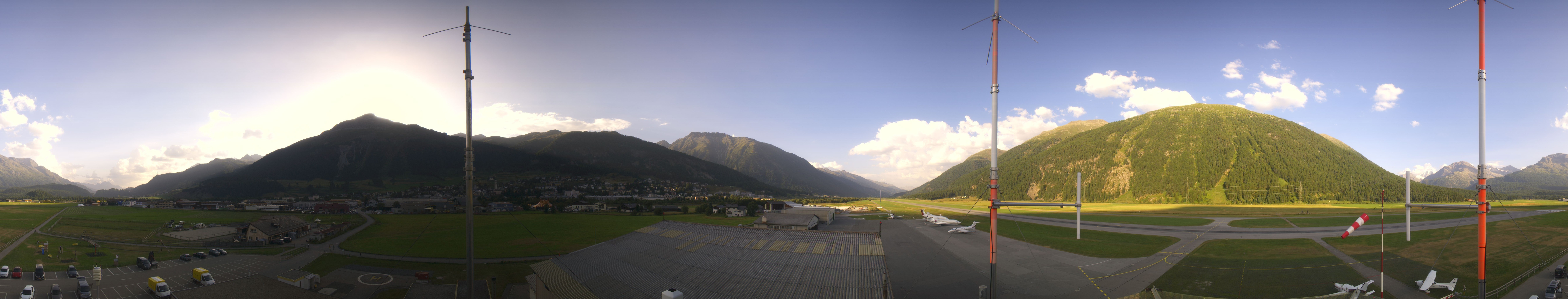 Archiv Foto Webcam Samedan I Flugplatz Richtung West
