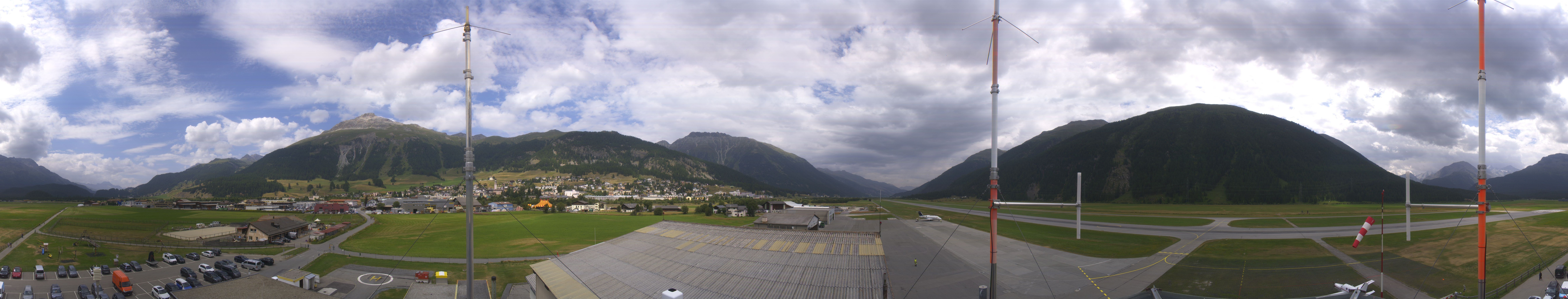 Archiv Foto Webcam Samedan I Flugplatz Richtung West