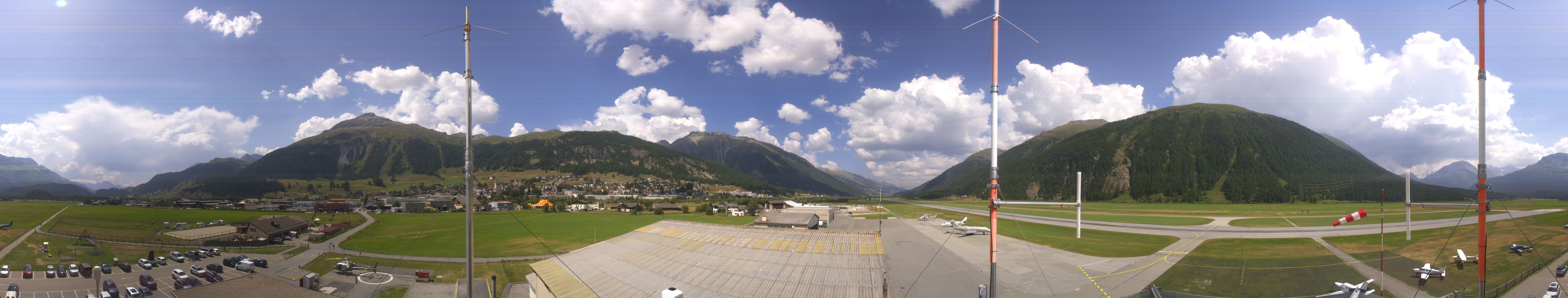 Archiv Foto Webcam Samedan I Flugplatz Richtung West