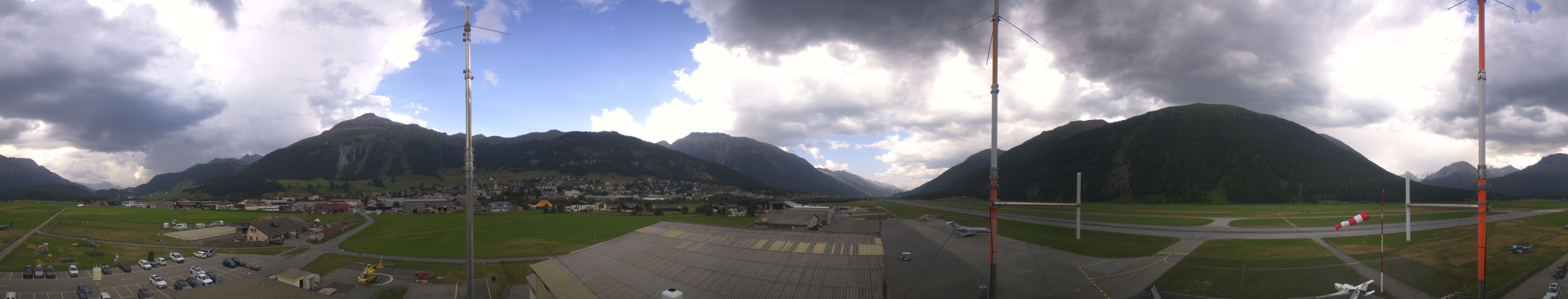 Archiv Foto Webcam Samedan I Flugplatz Richtung West