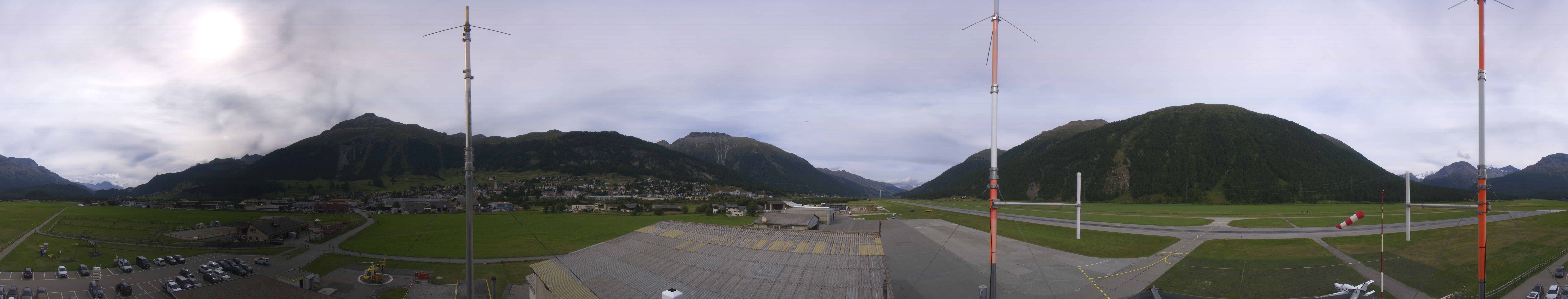 Archiv Foto Webcam Samedan I Flugplatz Richtung West