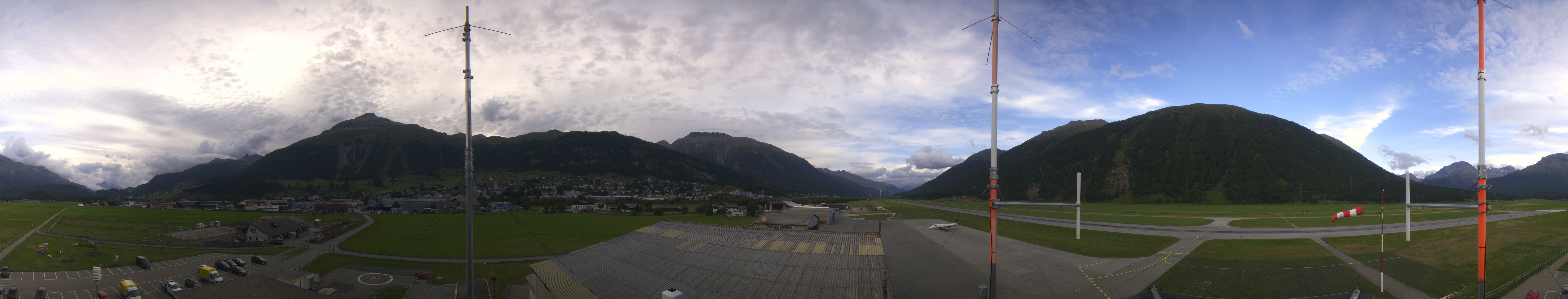 Archiv Foto Webcam Samedan I Flugplatz Richtung West