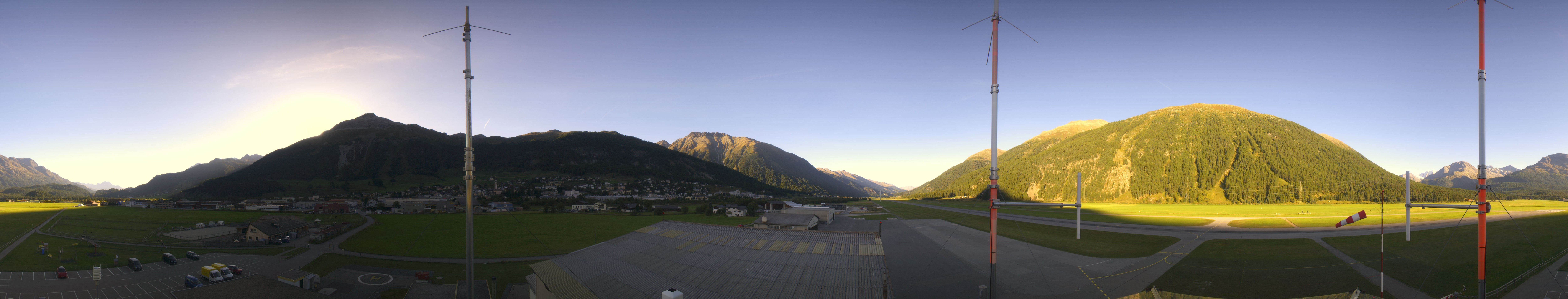 Archiv Foto Webcam Samedan I Flugplatz Richtung West