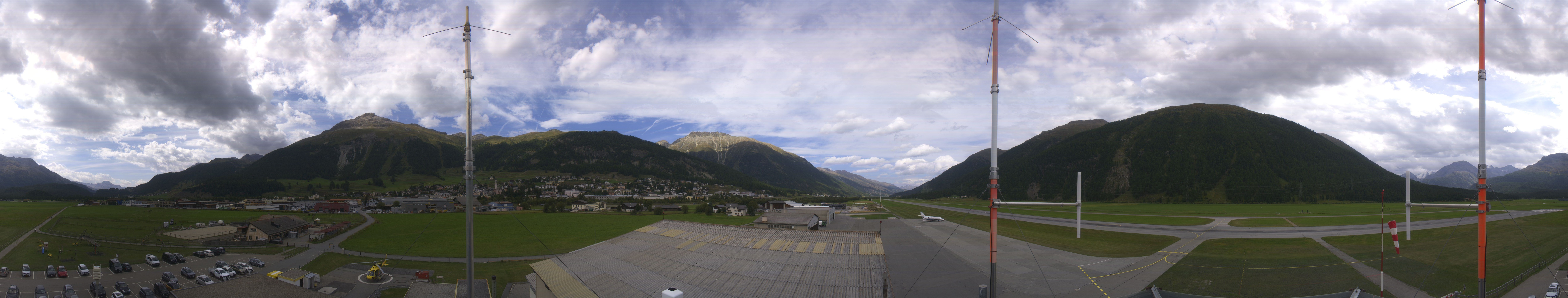 Archiv Foto Webcam Samedan I Flugplatz Richtung West