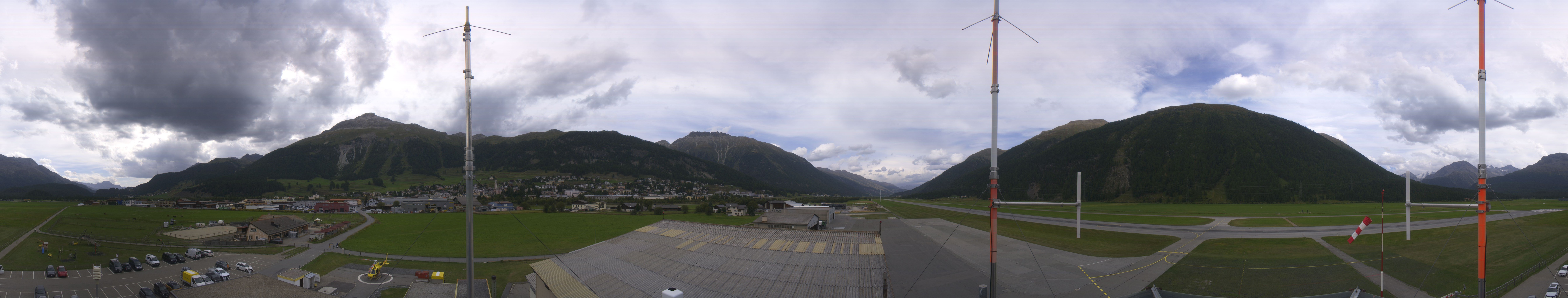 Archiv Foto Webcam Samedan I Flugplatz Richtung West