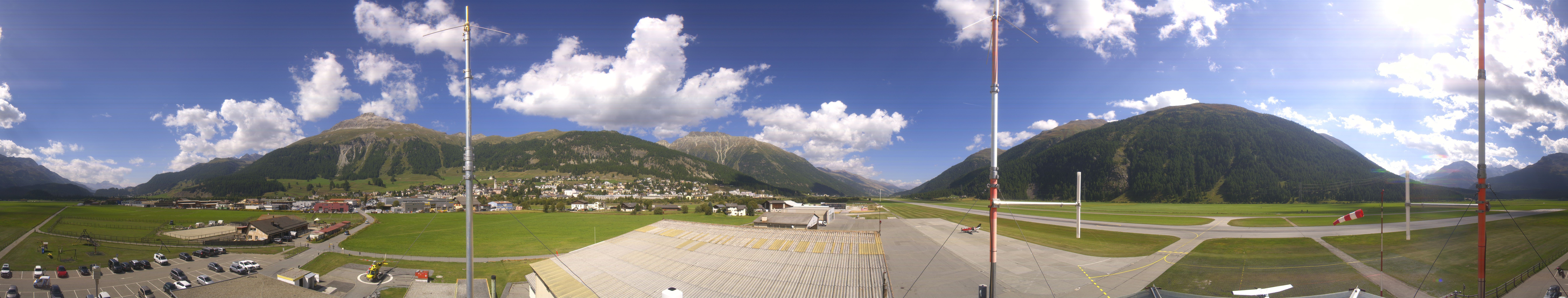 Archiv Foto Webcam Samedan I Flugplatz Richtung West