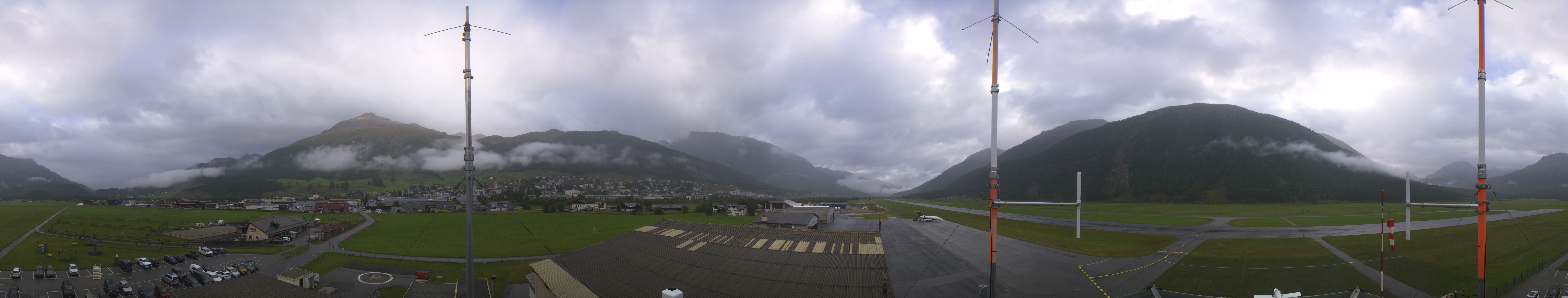 Archiv Foto Webcam Samedan I Flugplatz Richtung West