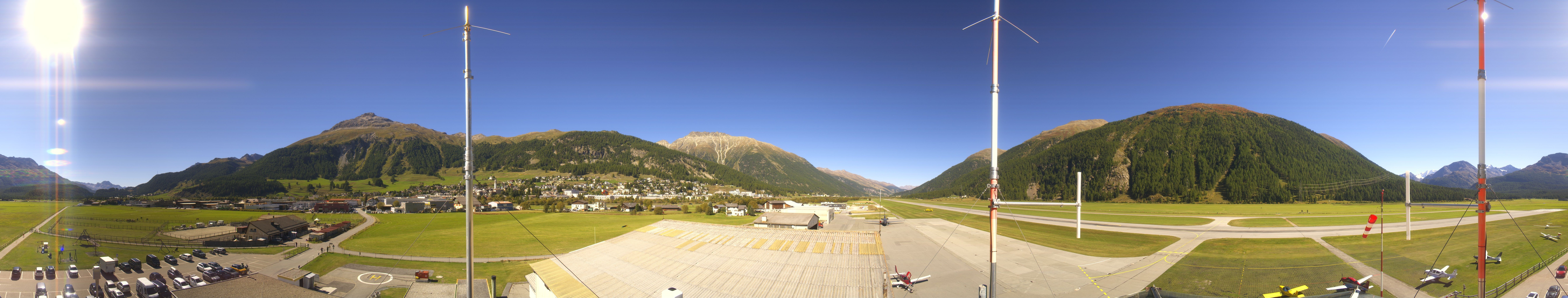 Archived image Webcam Samedan I Airport orientation west