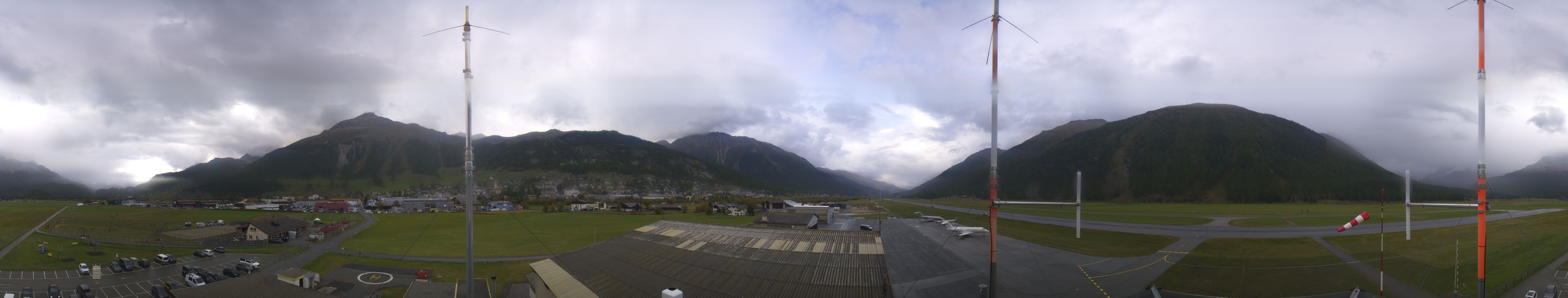 Archiv Foto Webcam Samedan I Flugplatz Richtung West