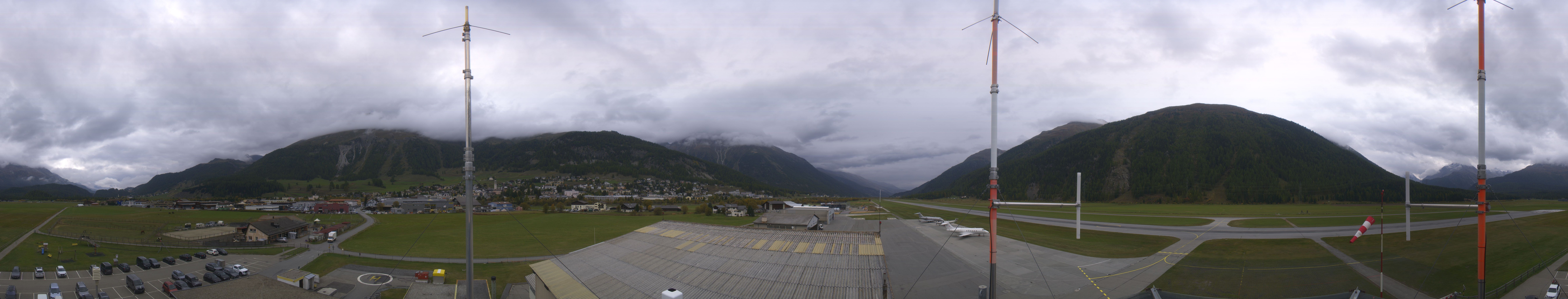 Archiv Foto Webcam Samedan I Flugplatz Richtung West