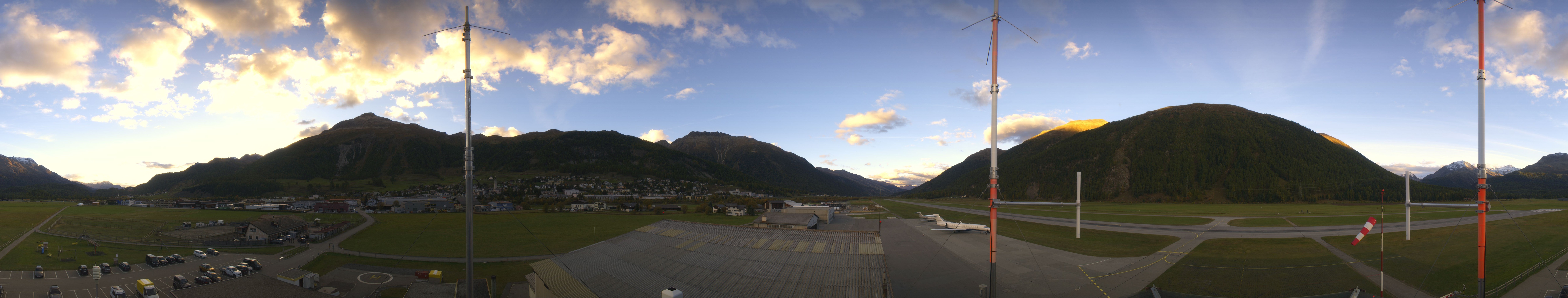 Archiv Foto Webcam Samedan I Flugplatz Richtung West