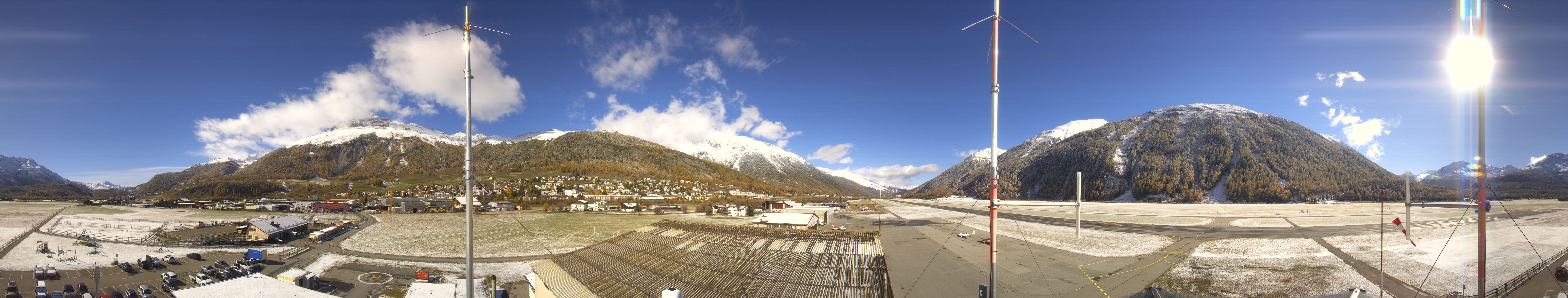 Archived image Webcam Samedan I Airport orientation west