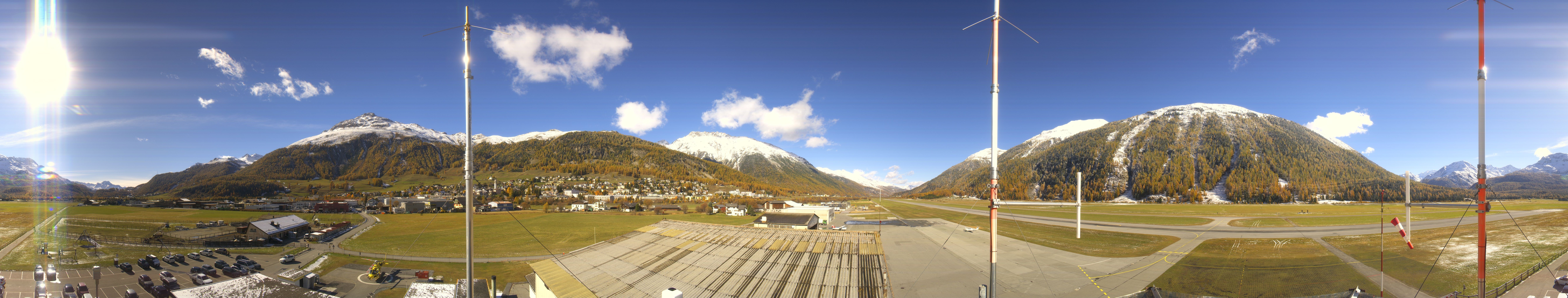 Archived image Webcam Samedan I Airport orientation west