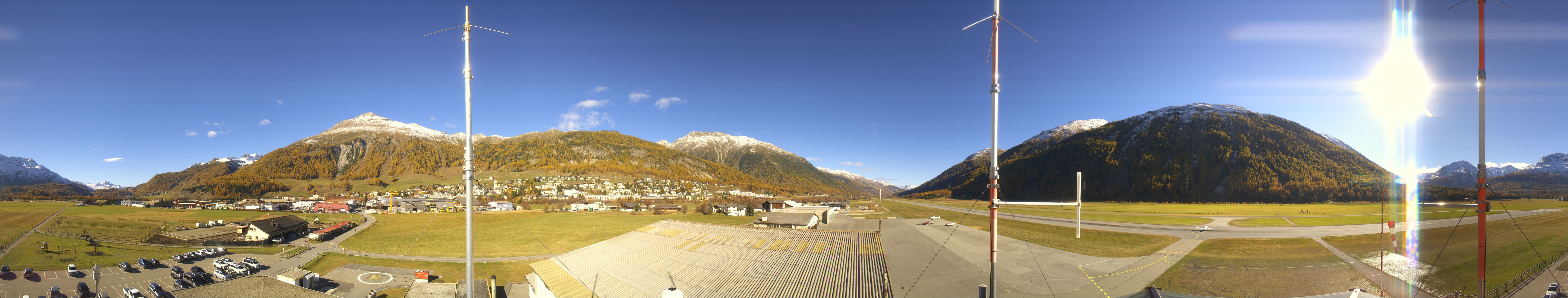 Archived image Webcam Samedan I Airport orientation west