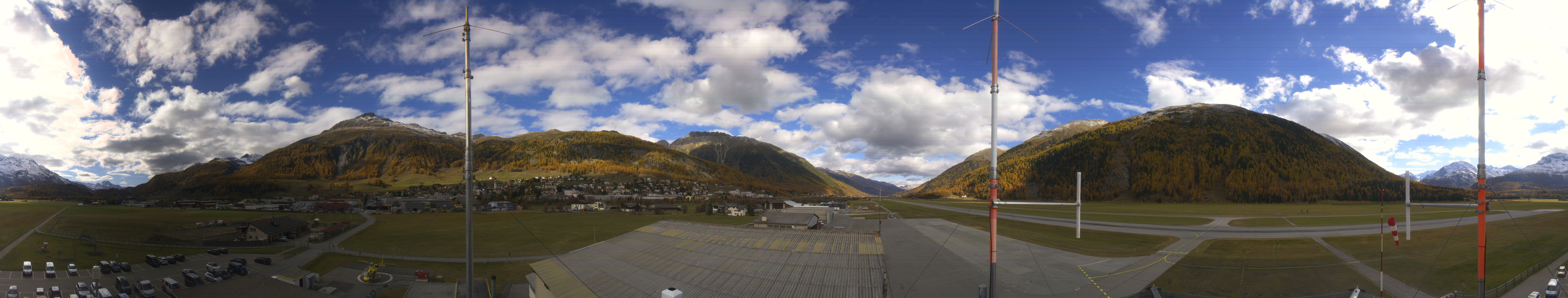 Archived image Webcam Samedan I Airport orientation west