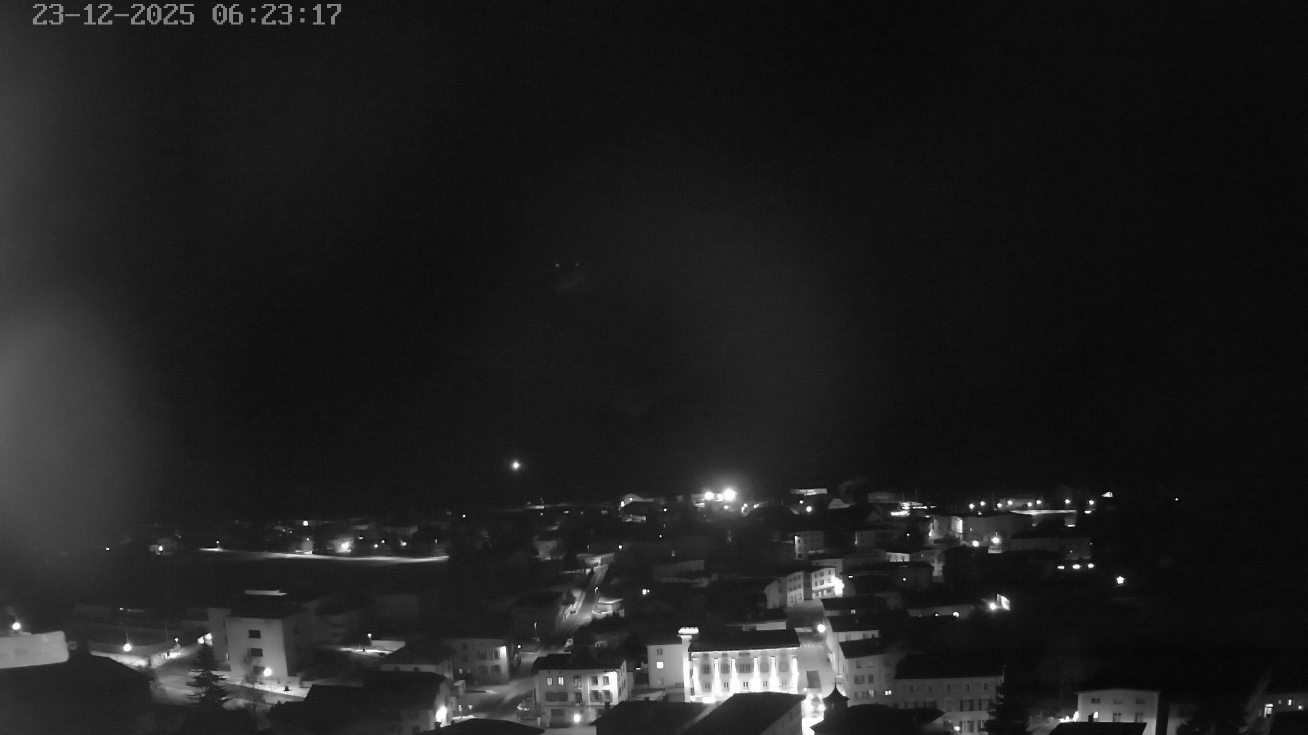 Archiv Foto Webcam Zernez - Oberengadin