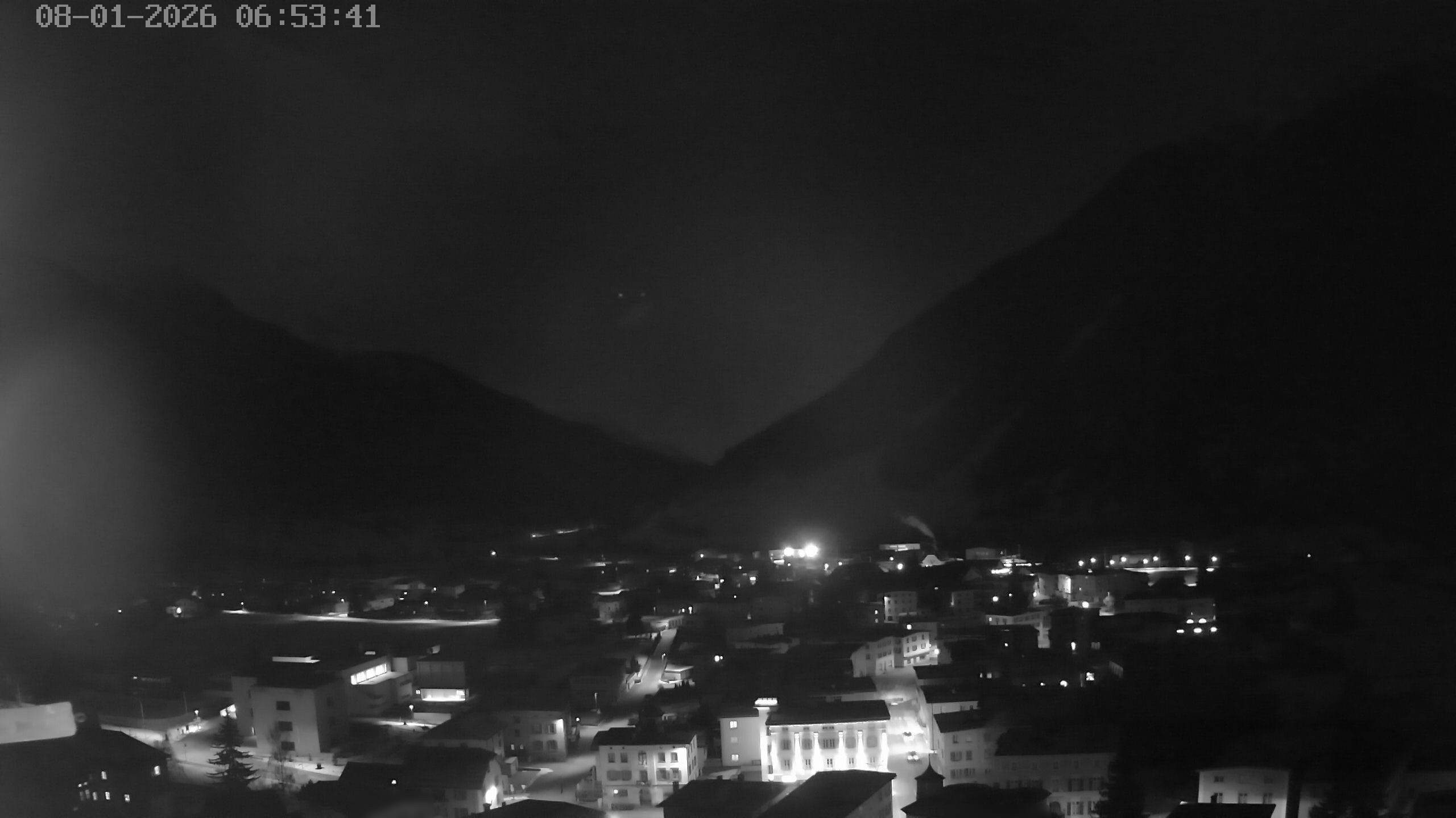 Archiv Foto Webcam Zernez - Oberengadin