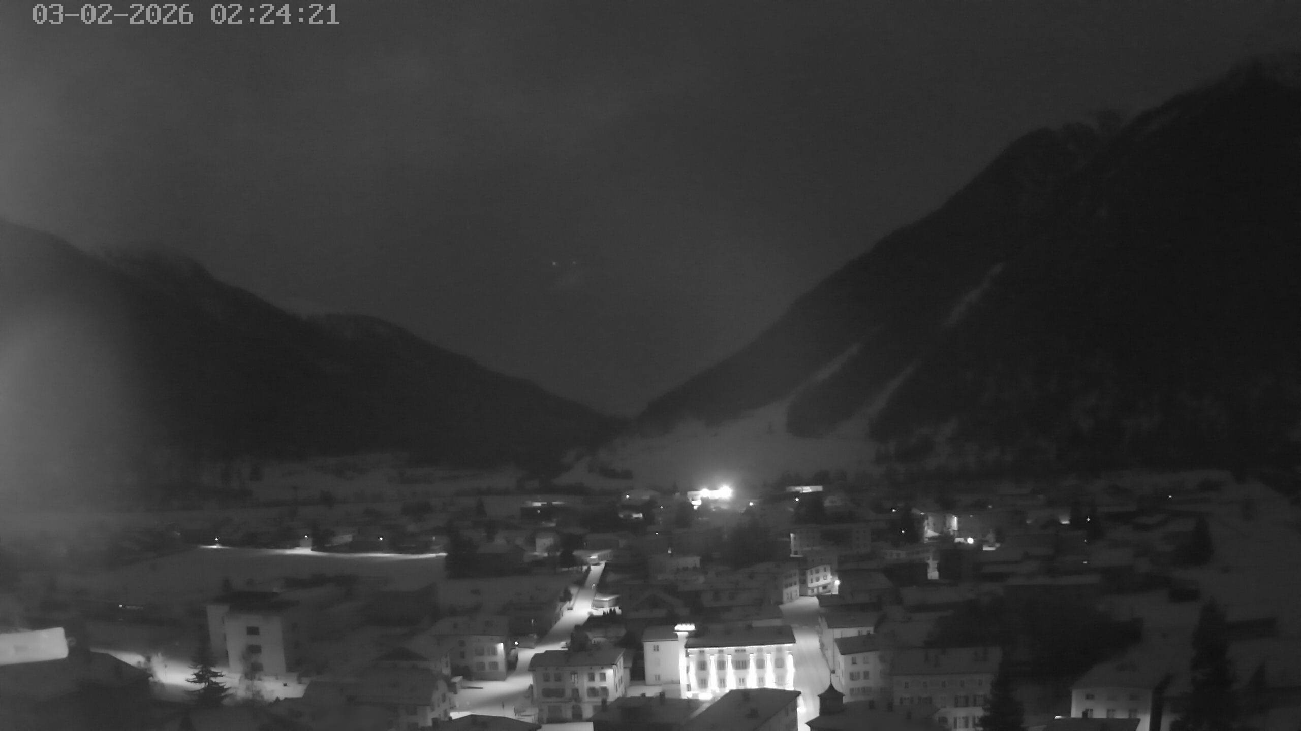 Archiv Foto Webcam Zernez - Oberengadin