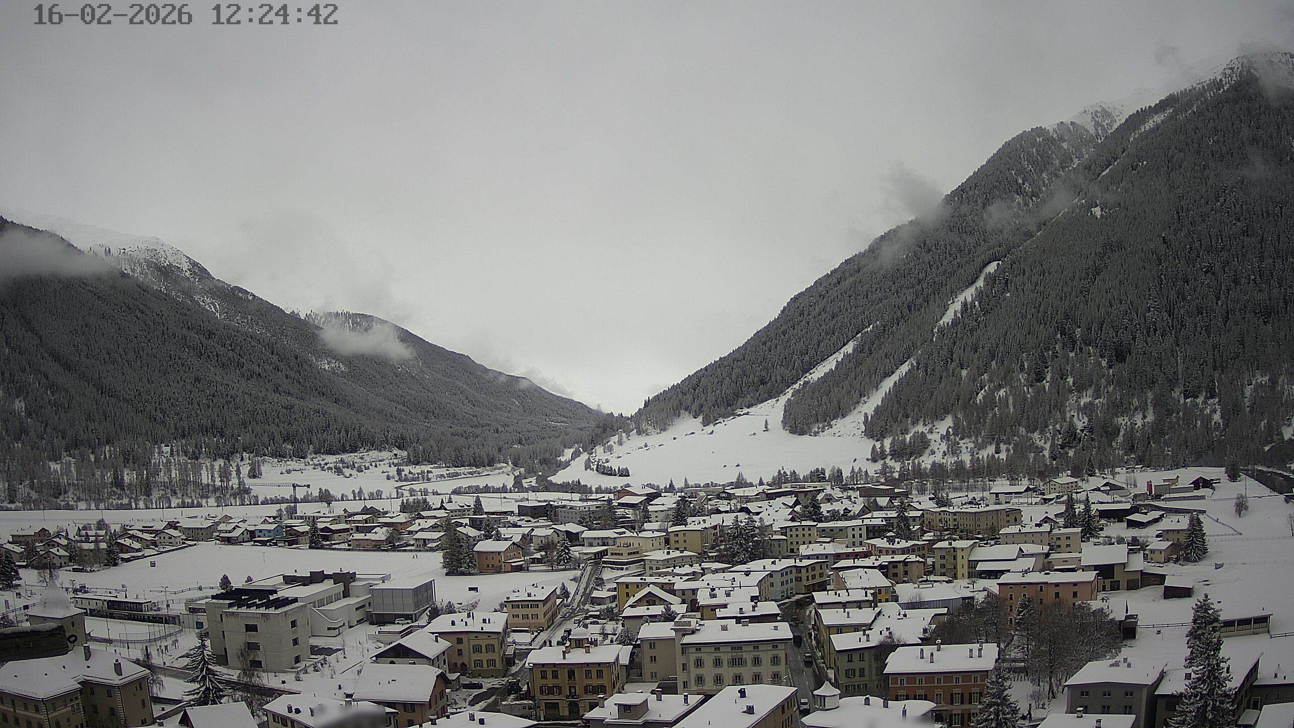 Archiv Foto Webcam Zernez - Oberengadin