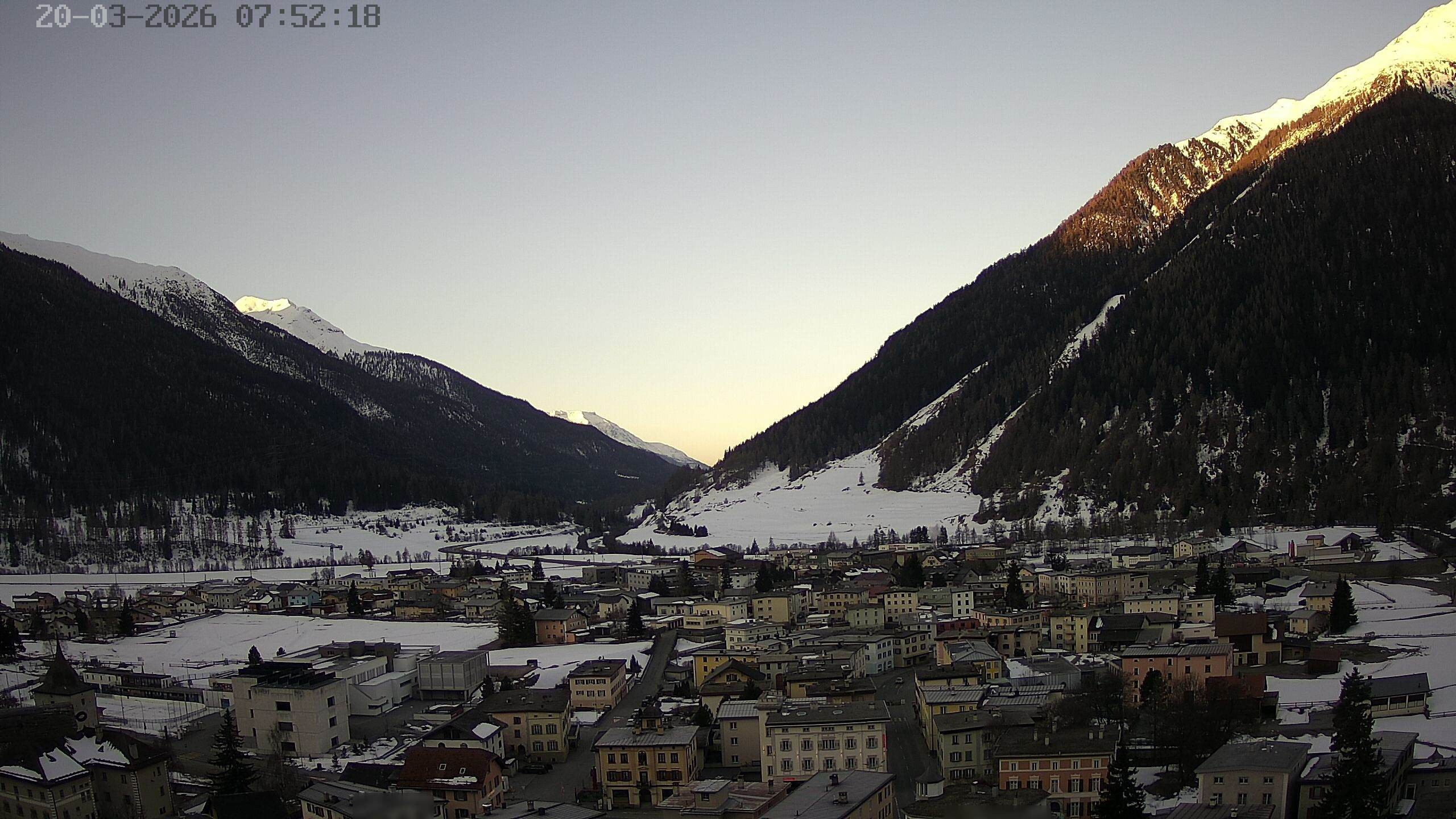 Archiv Foto Webcam Zernez - Oberengadin