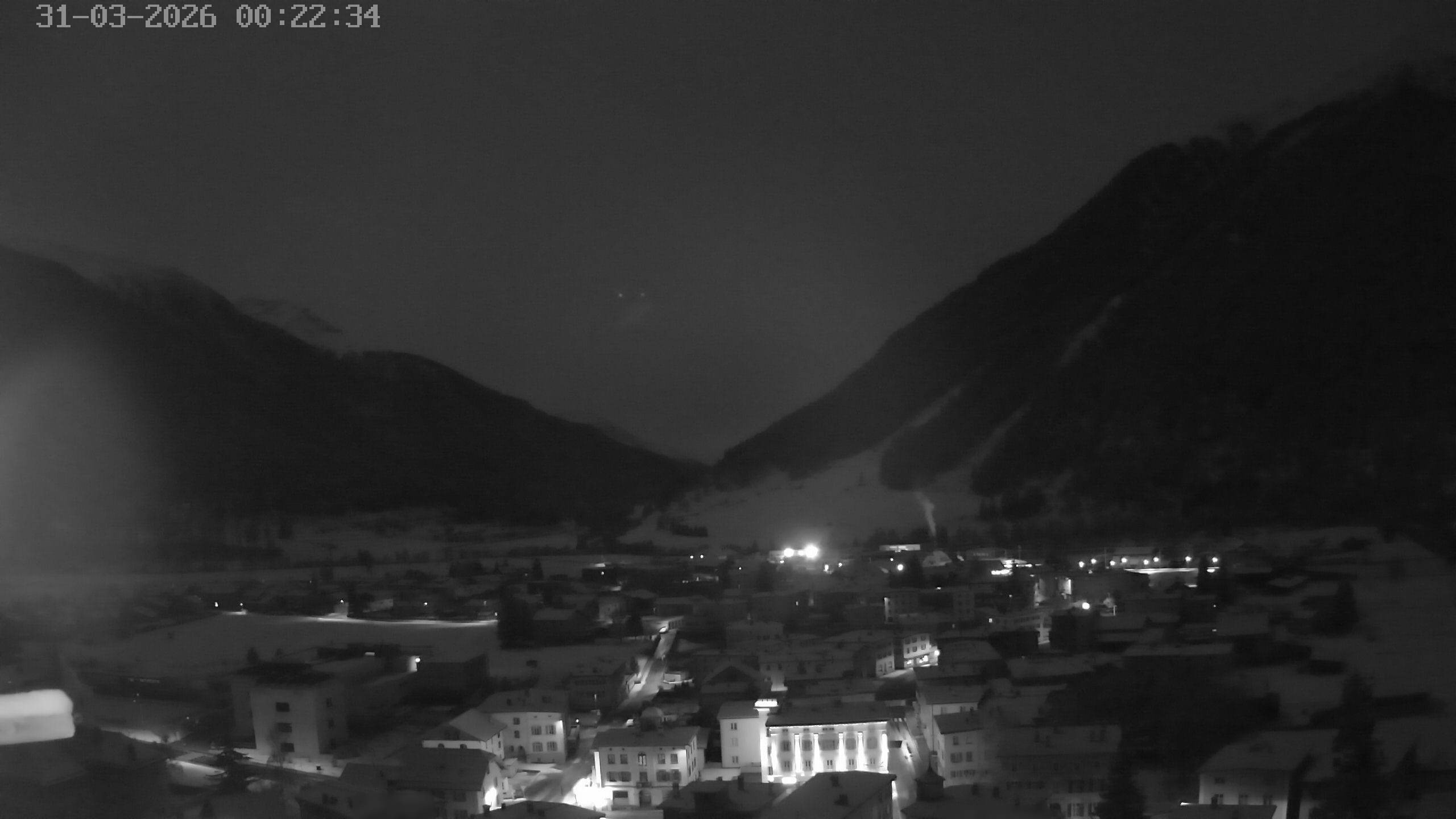 Archiv Foto Webcam Zernez - Oberengadin