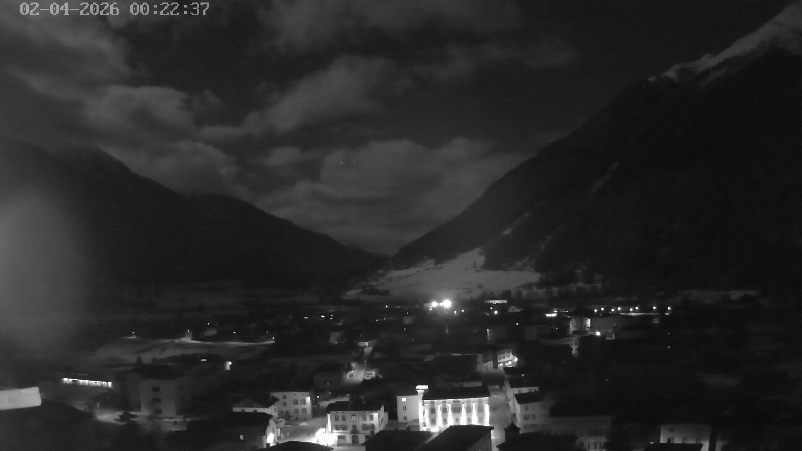Archived image Webcam Zernez village