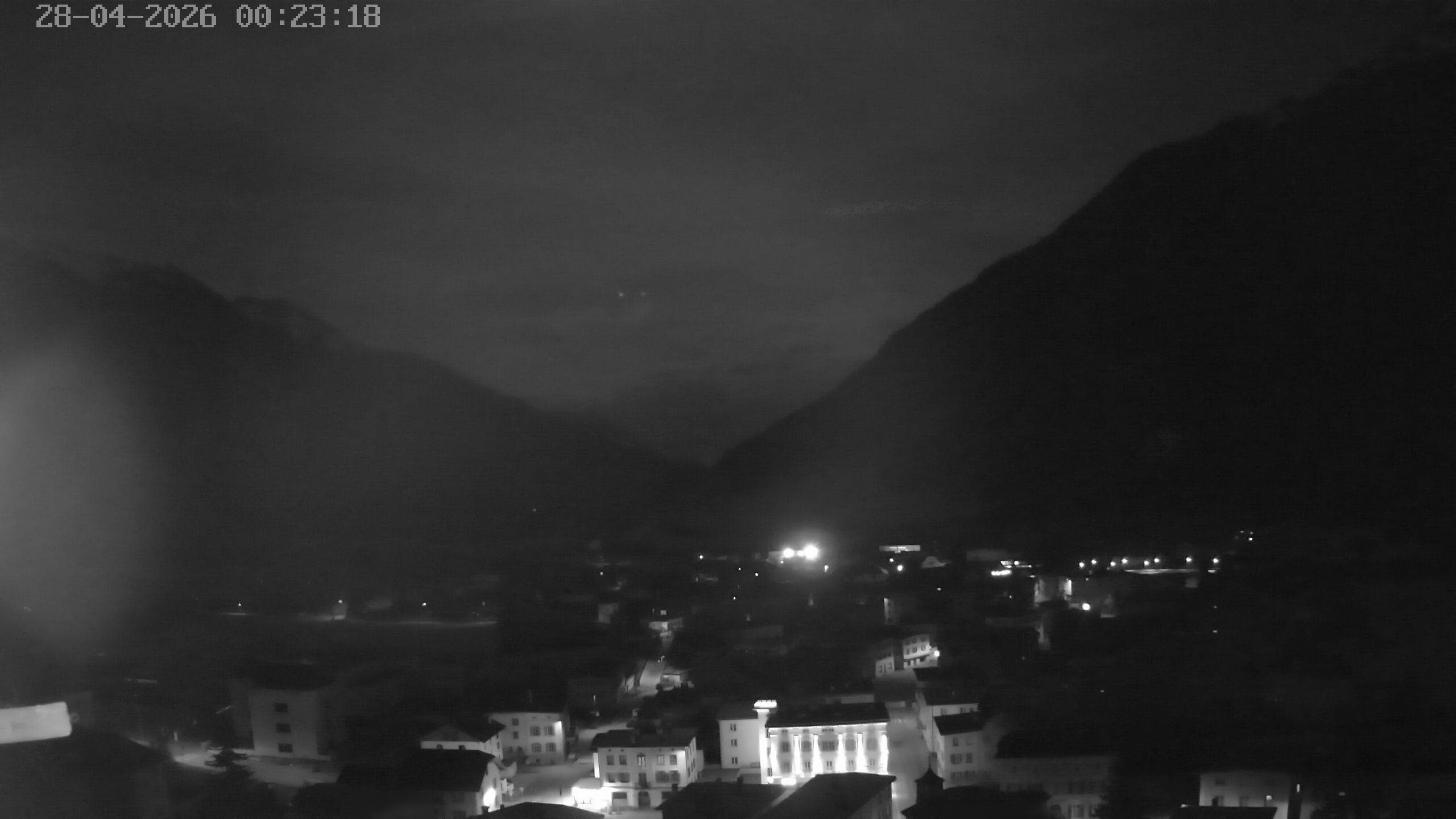 Archiv Foto Webcam Zernez - Oberengadin