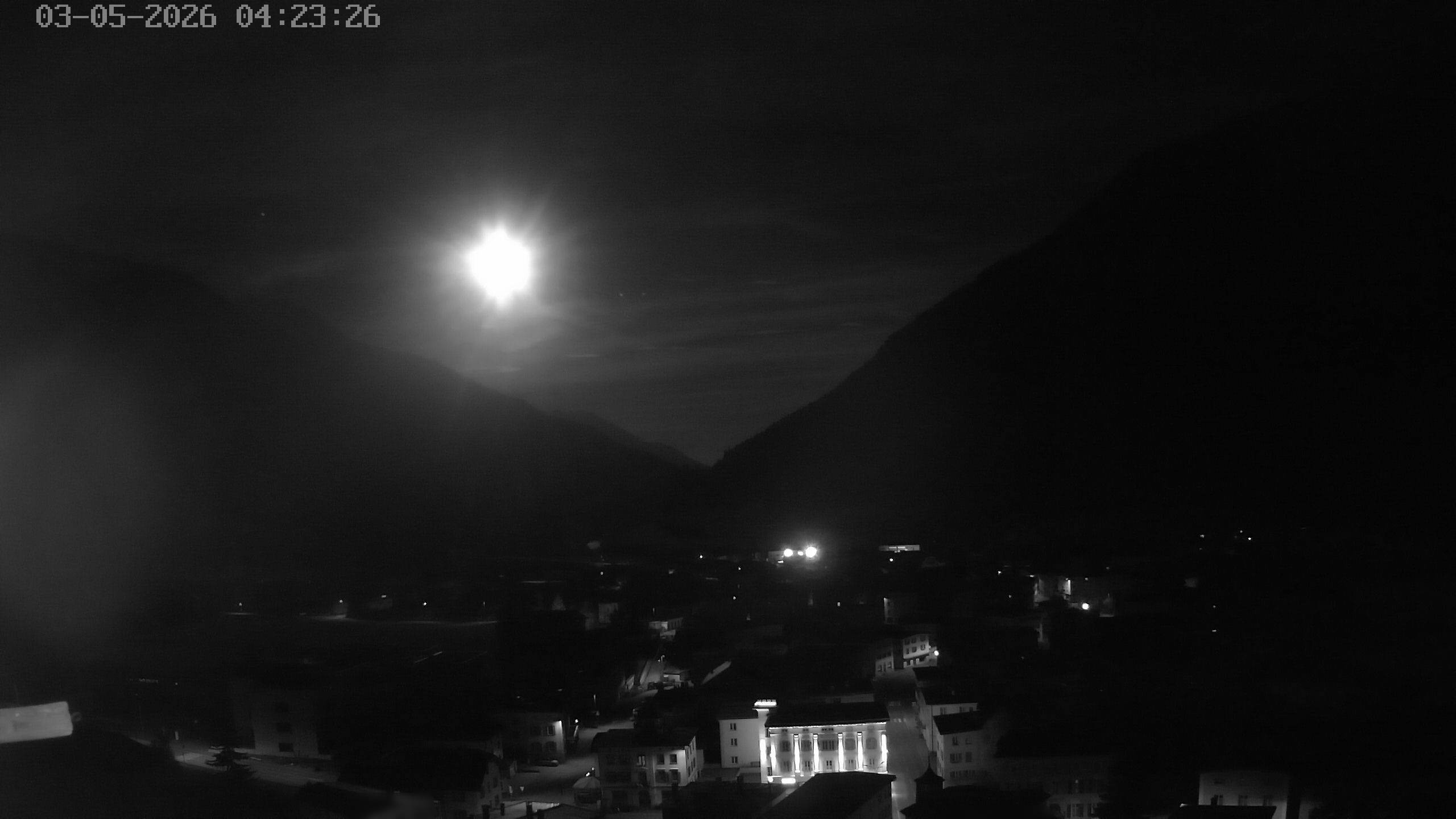Archiv Foto Webcam Zernez - Oberengadin