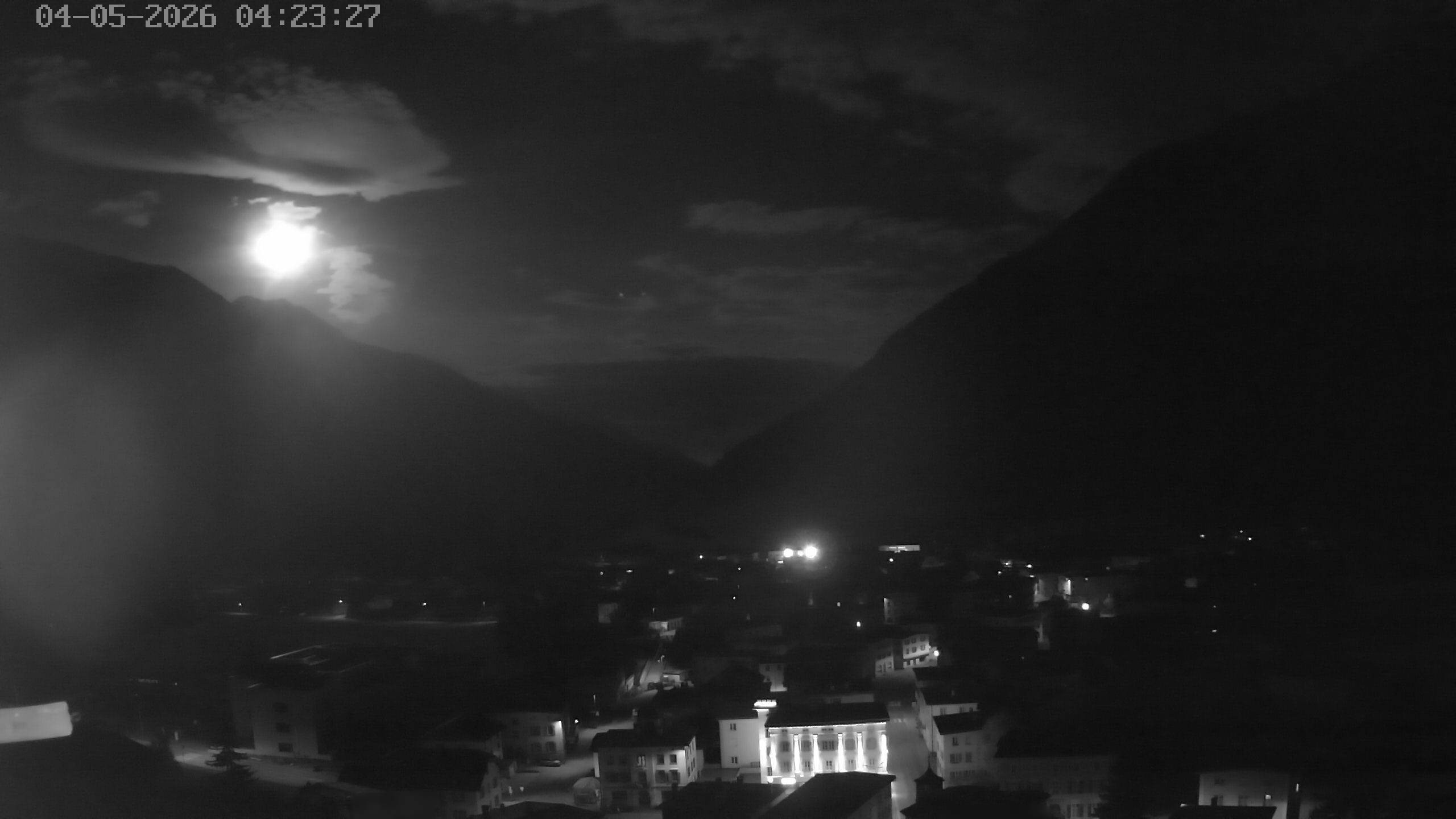 Archived image Webcam Zernez village