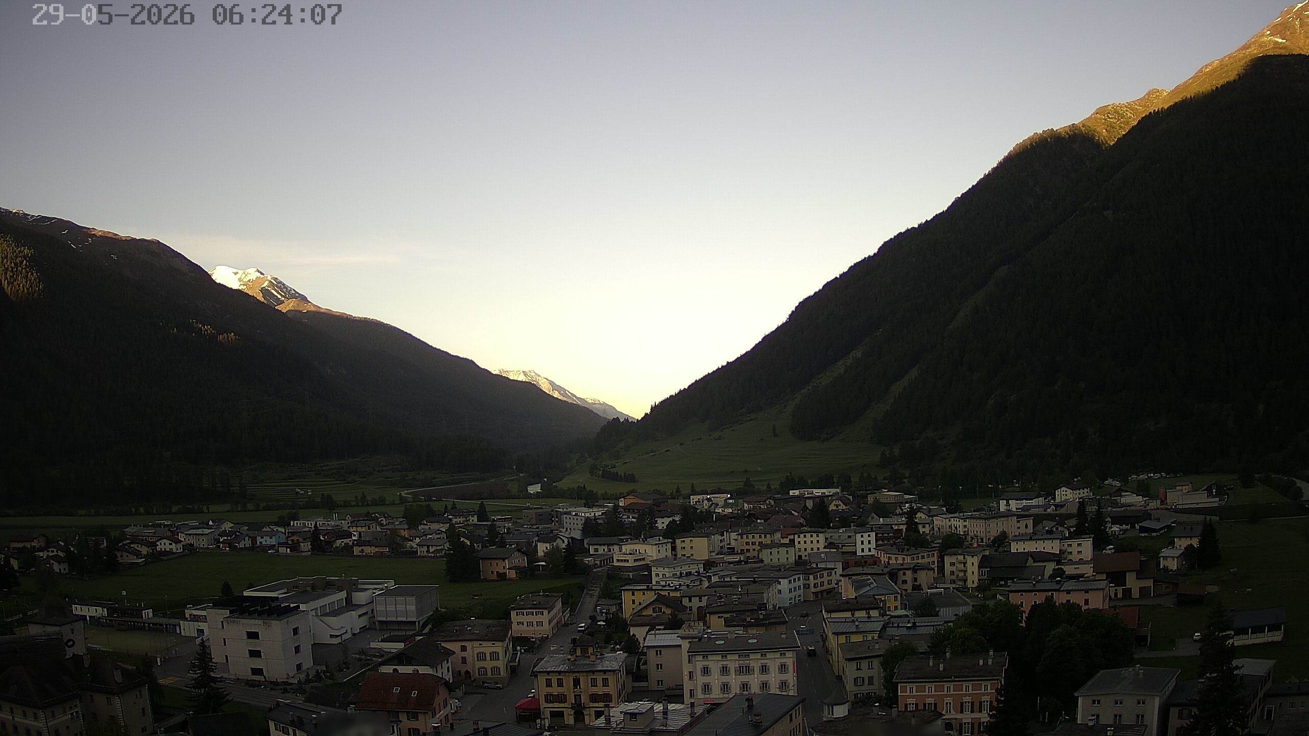 Archiv Foto Webcam Zernez - Oberengadin