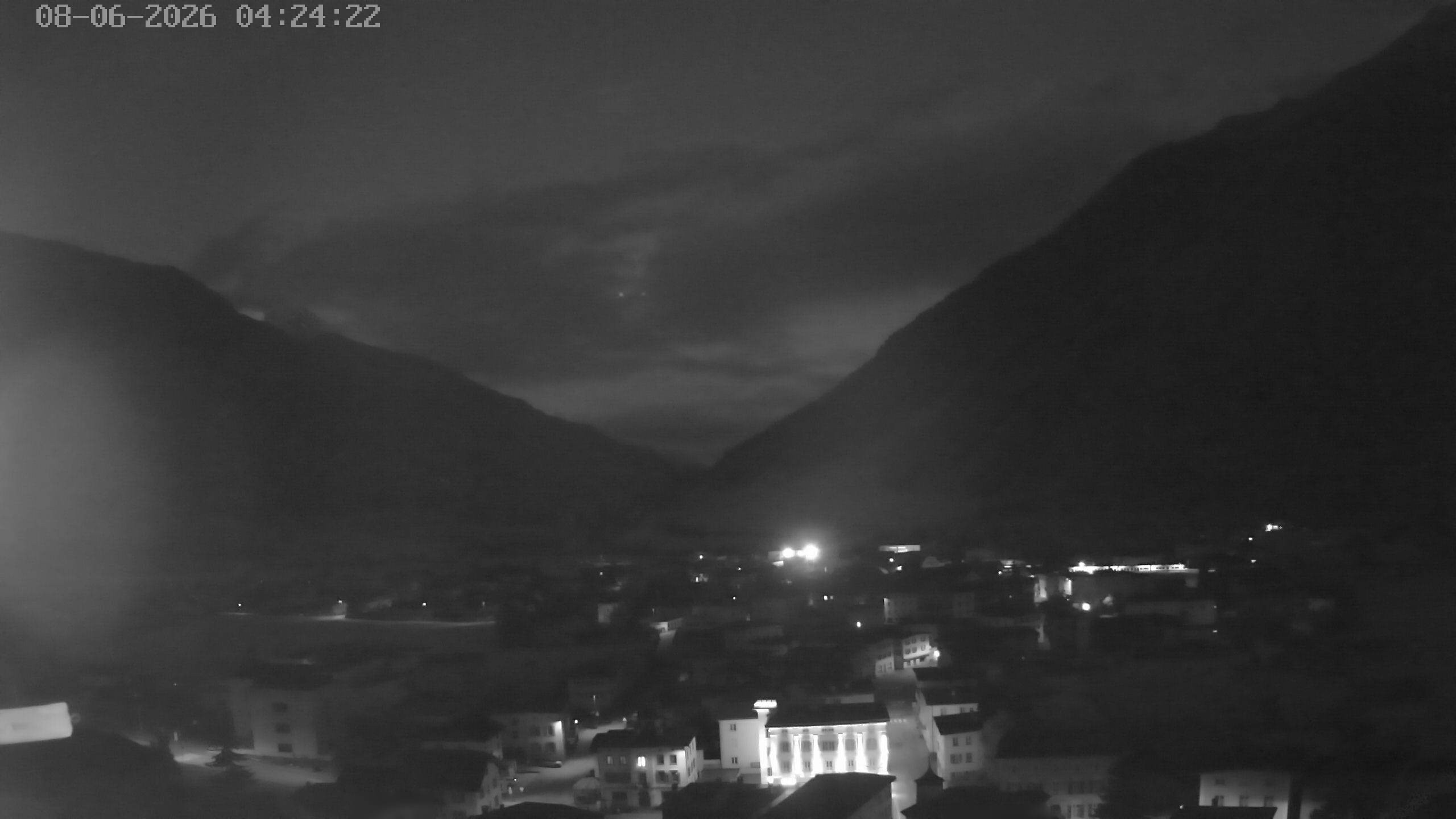 Archiv Foto Webcam Zernez - Oberengadin