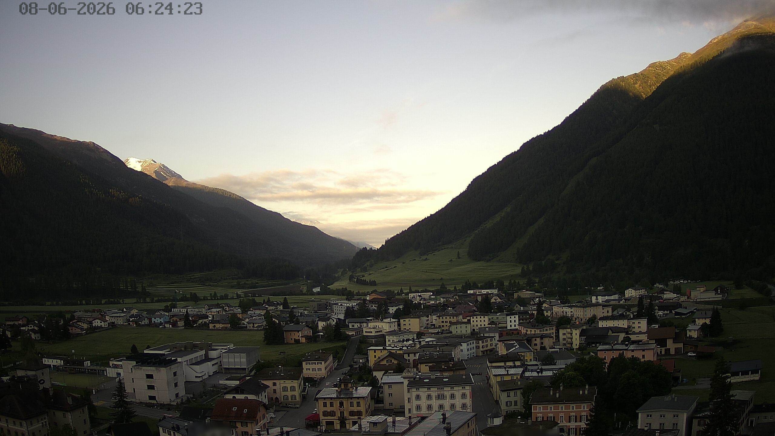 Archiv Foto Webcam Zernez - Oberengadin