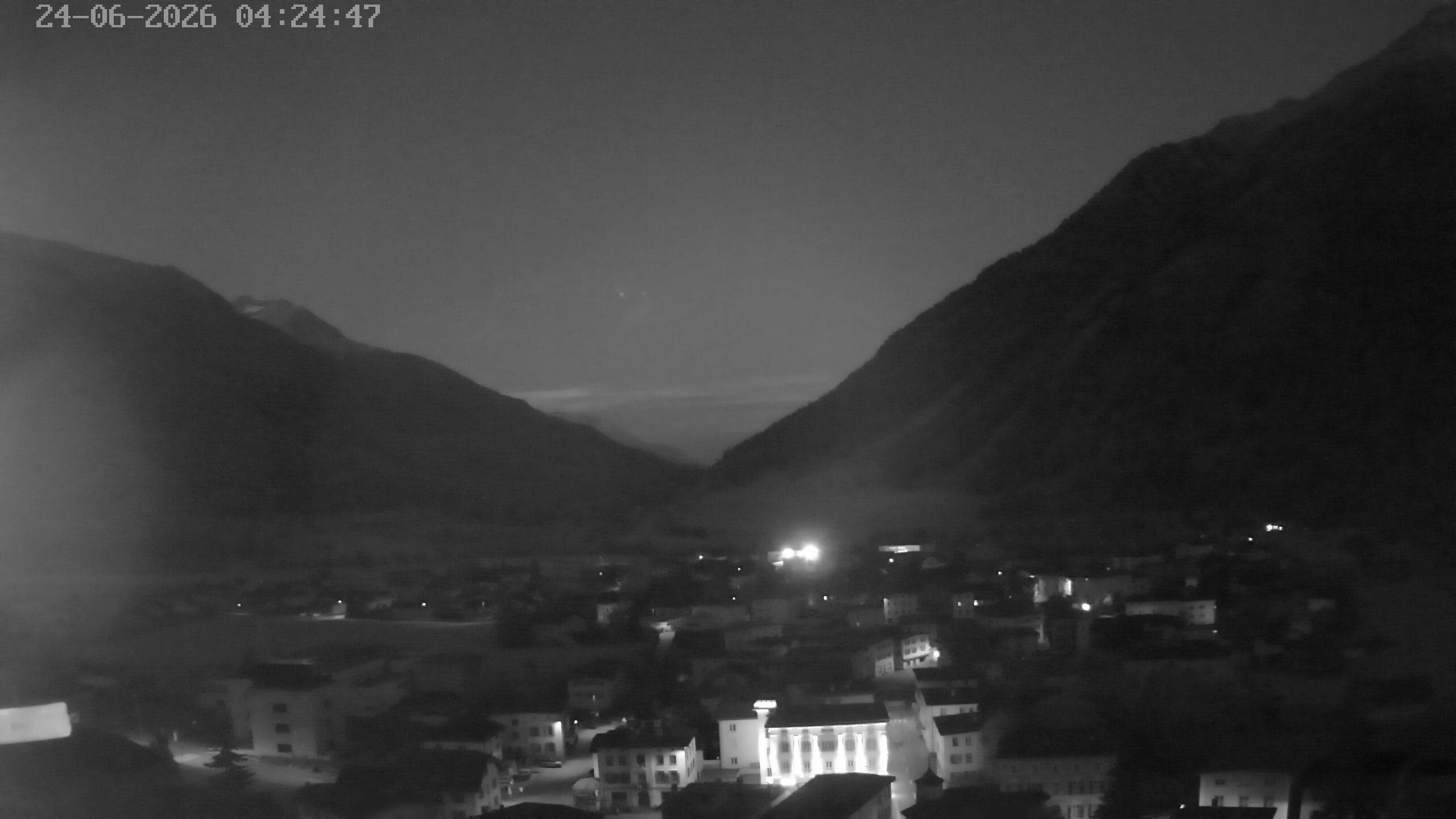 Archived image Webcam Zernez village