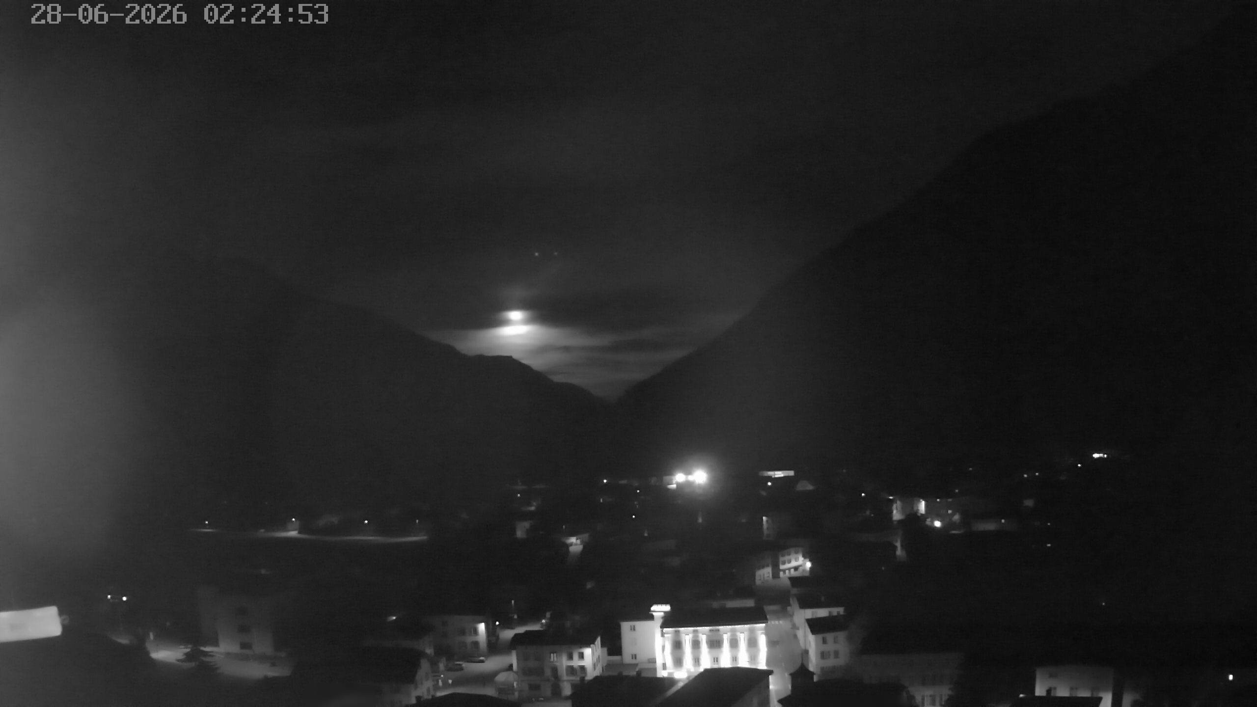 Archiv Foto Webcam Zernez - Oberengadin